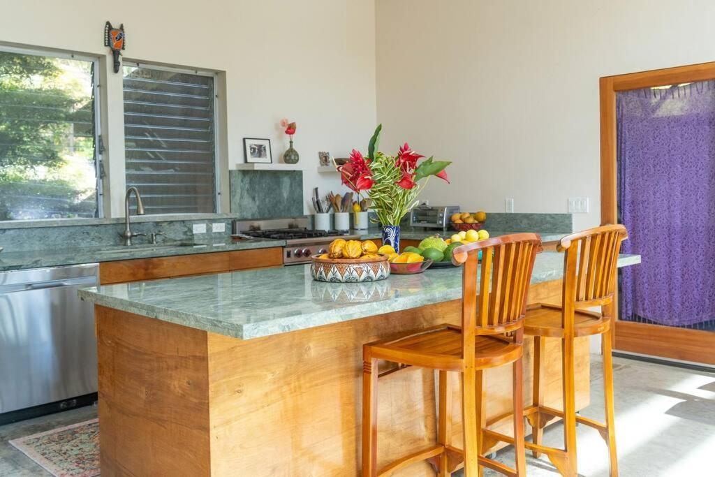 Jungle Haven Ocean Front Eco Villa On Fruit Farm Pahoa Buitenkant foto